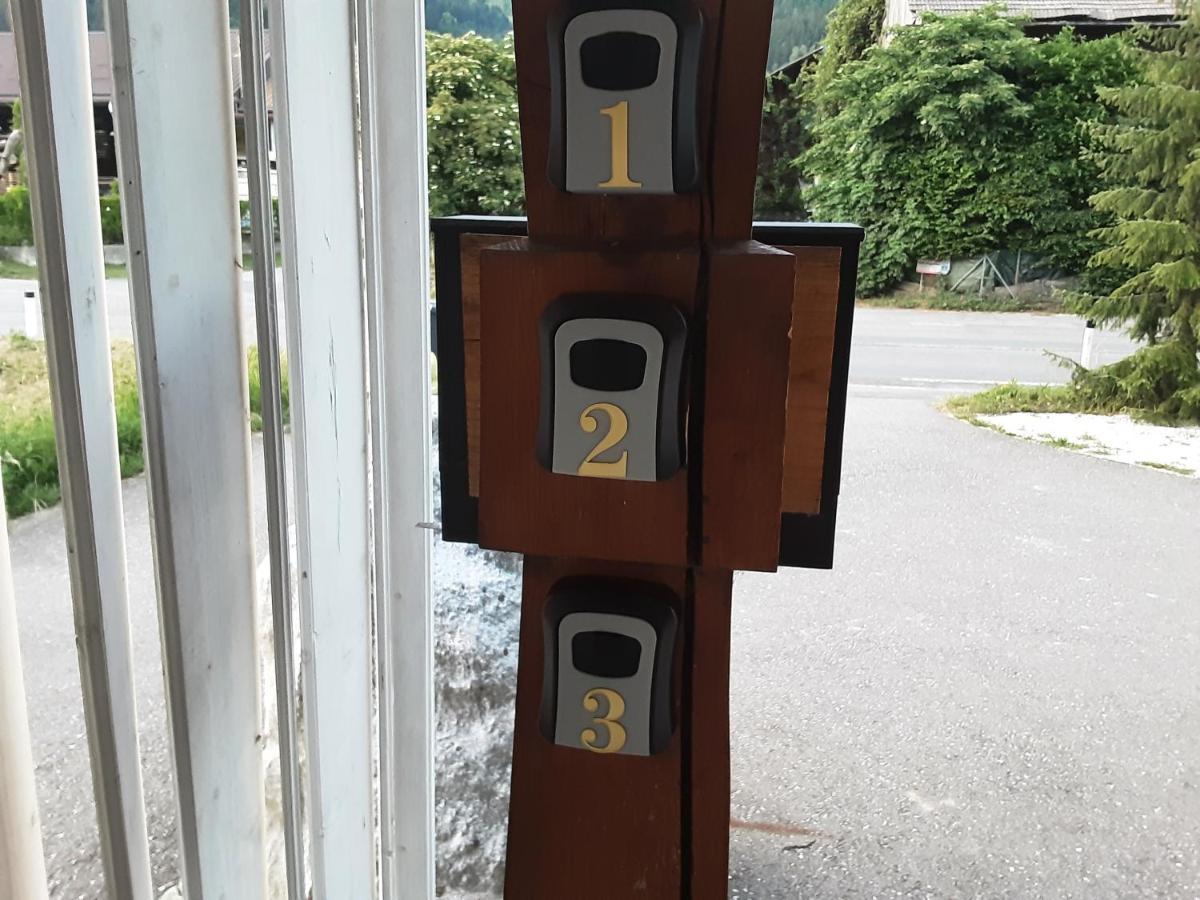 Apartment - Ferienwohnung 2 Treffen Am Ossiachersee Εξωτερικό φωτογραφία